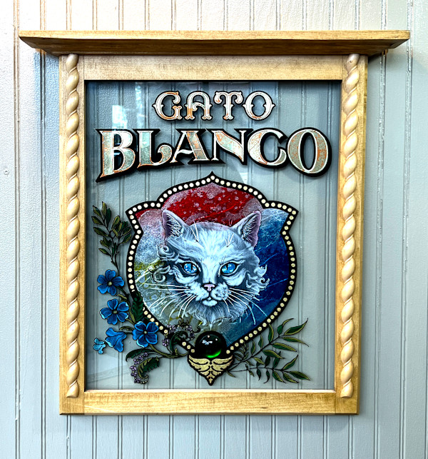 Gato Blanco by Sean Michael Felix