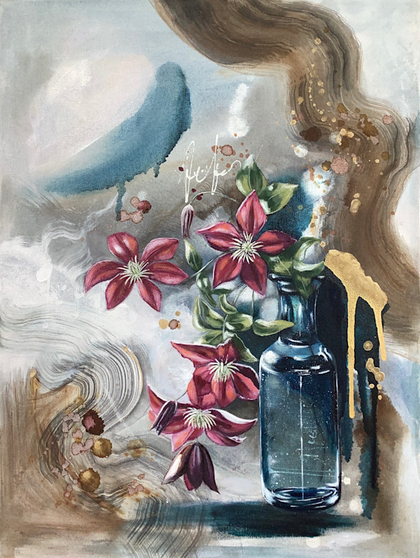 Soft Gravity by Elena Derksen