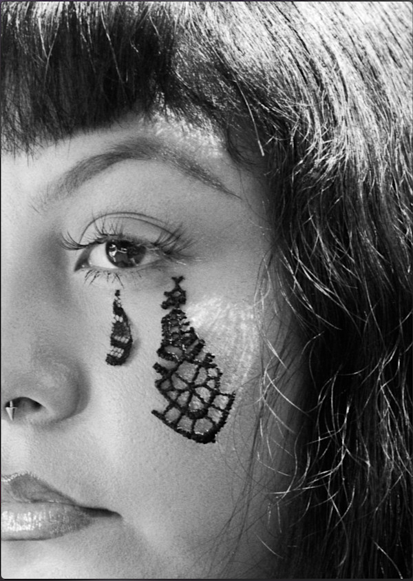 Espinas (Thorns) by Jannett Perez