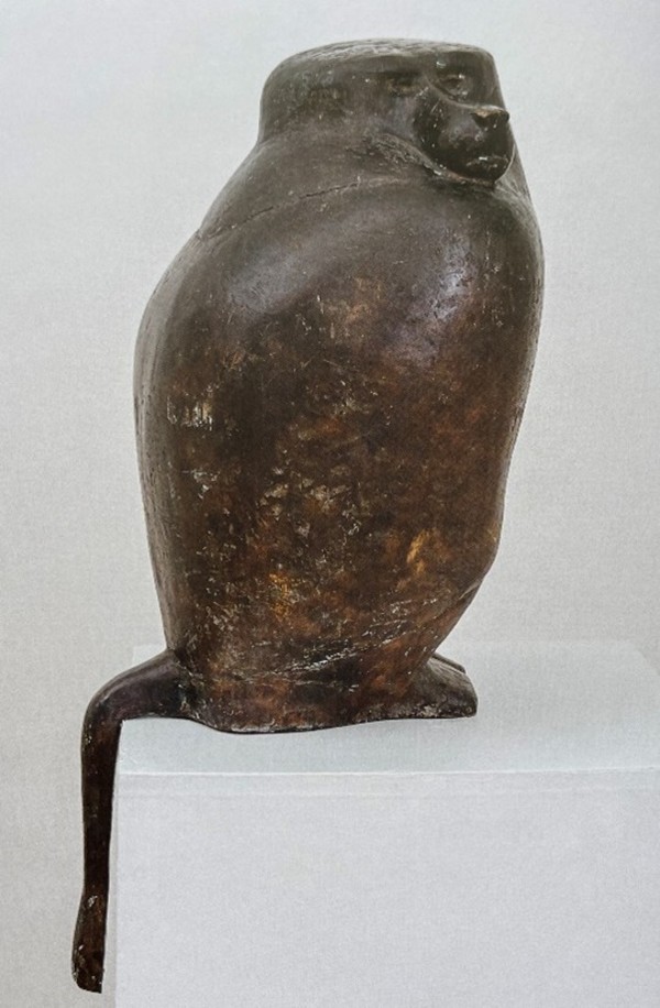 Crouching Baboon with Tail VII by Heinz Theuerjahr, Image 2.