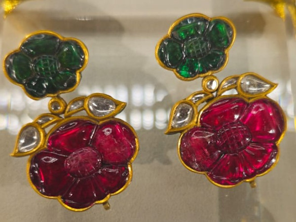 Earring