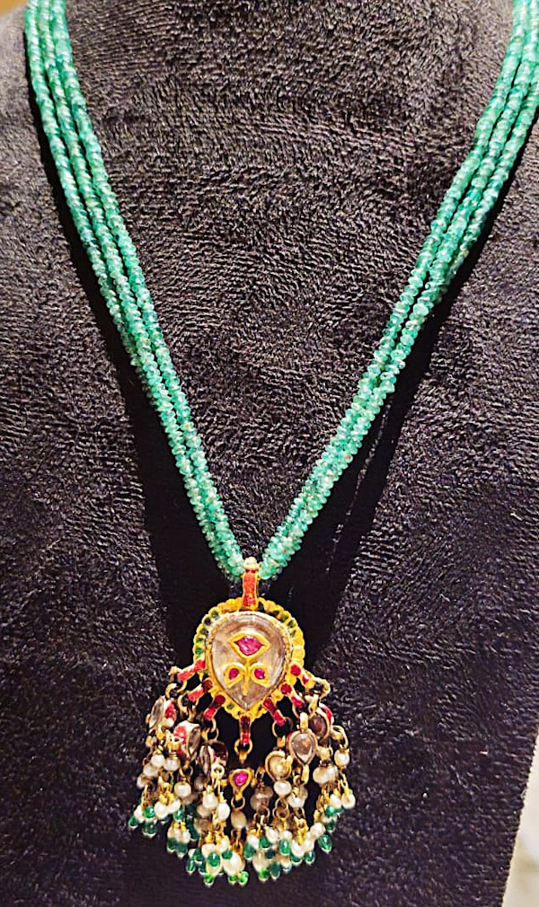 Necklace, Image 2.