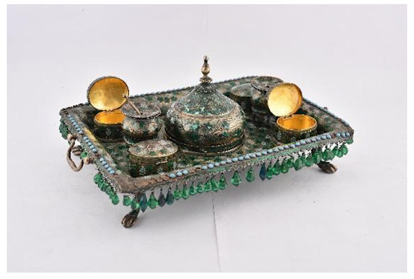 Betel Leaf Container (Paan dan)