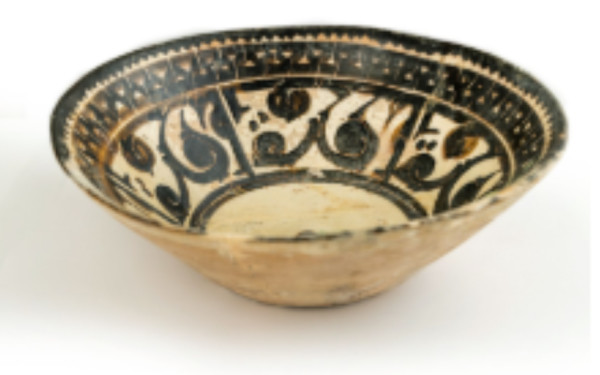 Bowl with Floriated Kufic Inscription