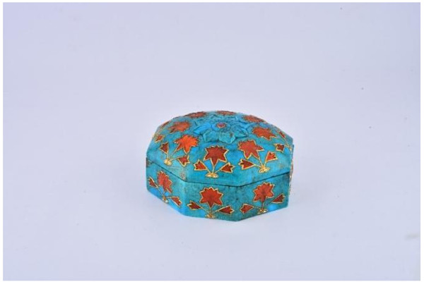 Octagonal box