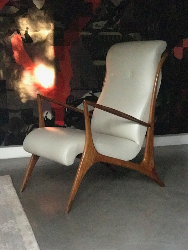 Pair of Brazilian Jacaranda Wood Chairs by John Graz, Image 2.