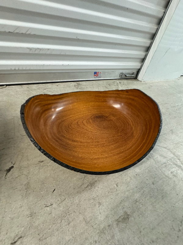 Artisanal Brazilian Live-Edge Centerpiece Bowl, Image 5.