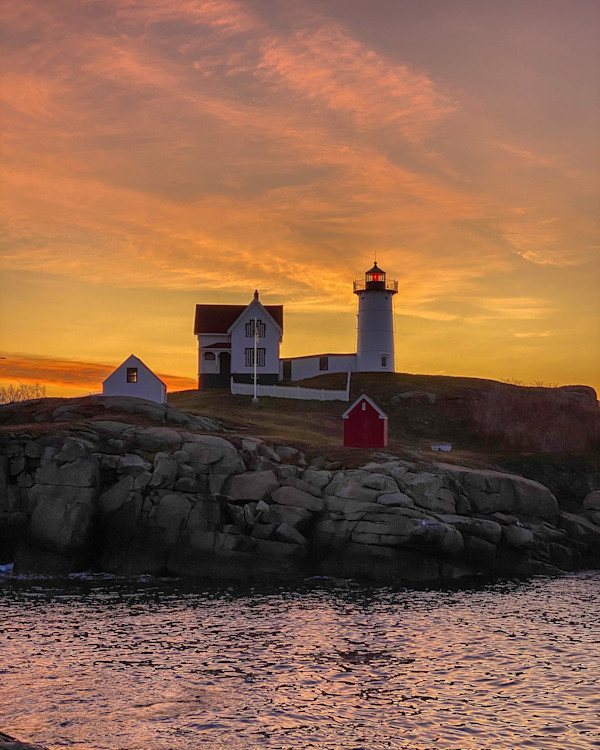 Nuble Lighthouse at Sunrise by Daniel Butler
