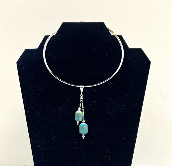 #1055 Turquoise Neck Wire by Sue Broadway, Image 3.