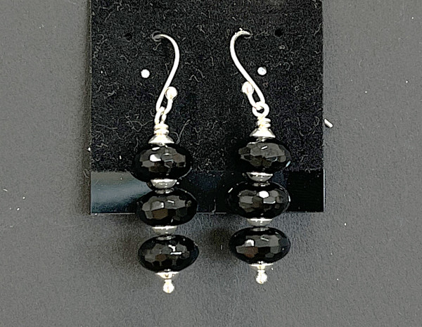 #1302 Onyx with Sterling Earring by Sue Broadway, Image 3.