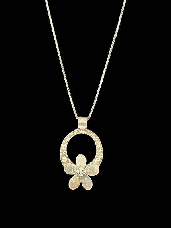 #946 Hand Crafted .999 Fine Silver Circle Pendant with Flower and 18 in Sterling Chain by Sue Broadway, Image 2.