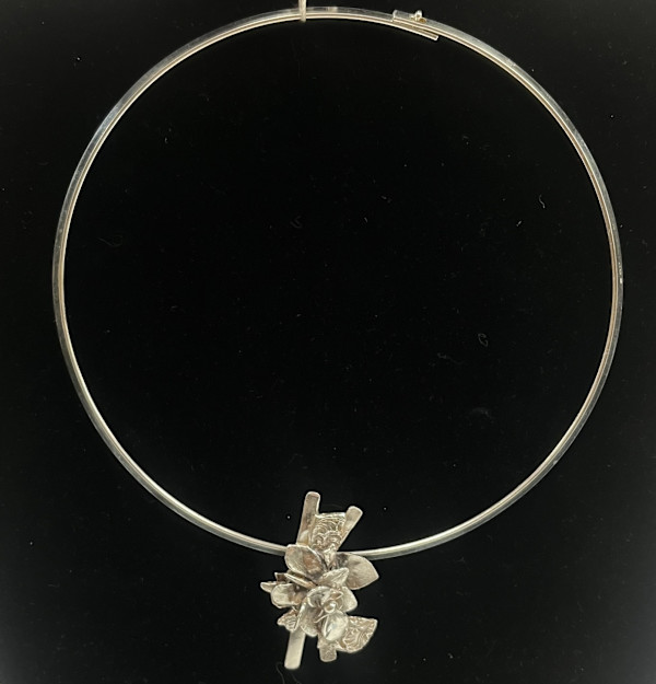 #1068 Hand Crafted Fine Silver .999 Pendant by Sue Broadway, Image 1.