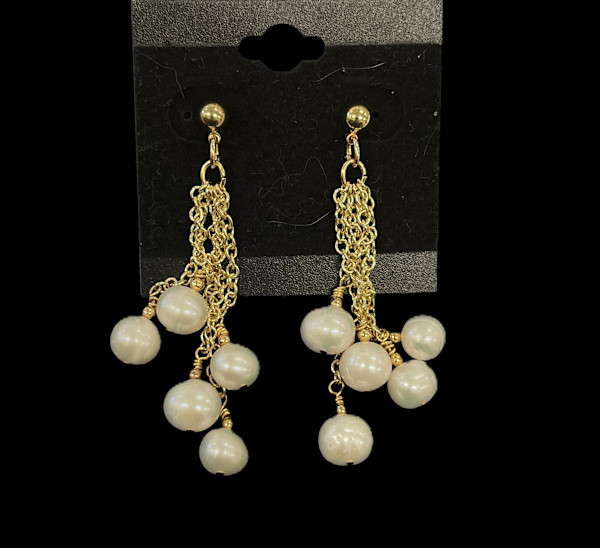 #1330 Freshwater Pearls Earring, Image 1.