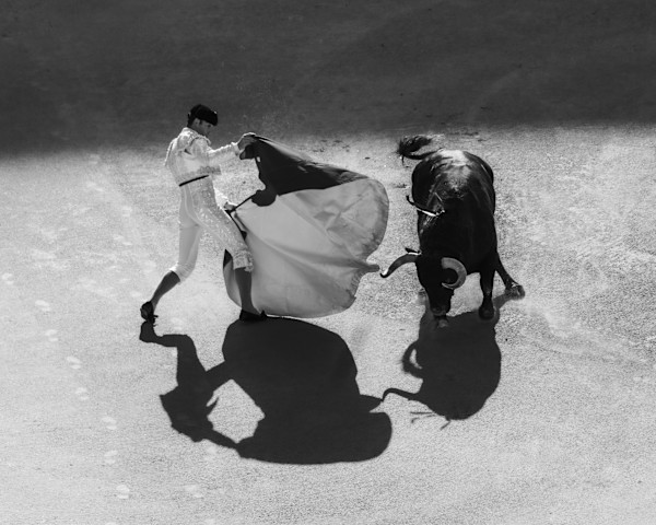 Las Ventas - Shadow Dance by Juan Matorras