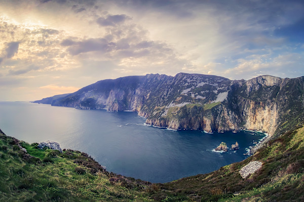 Slieve League - Sheer Atlantic Cliffs by Juan Matorras