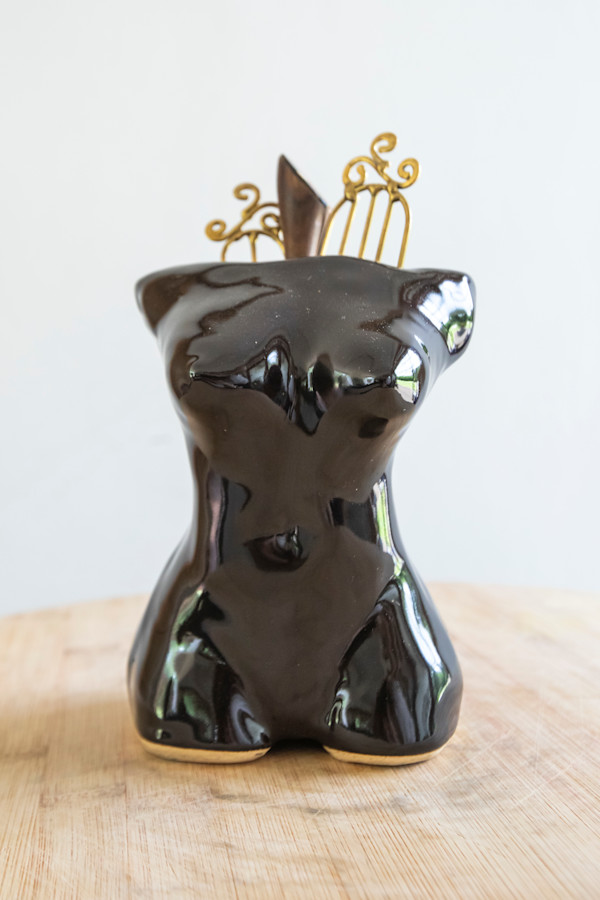 Women bust 5 - in Ceramic & black glazed by CELINE LEFORT