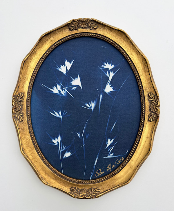 Oval wild flowers by CELINE LEFORT, Image 2.