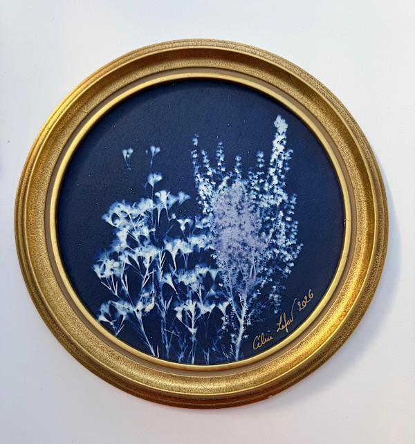 Round flowers by CELINE LEFORT, Image 2.