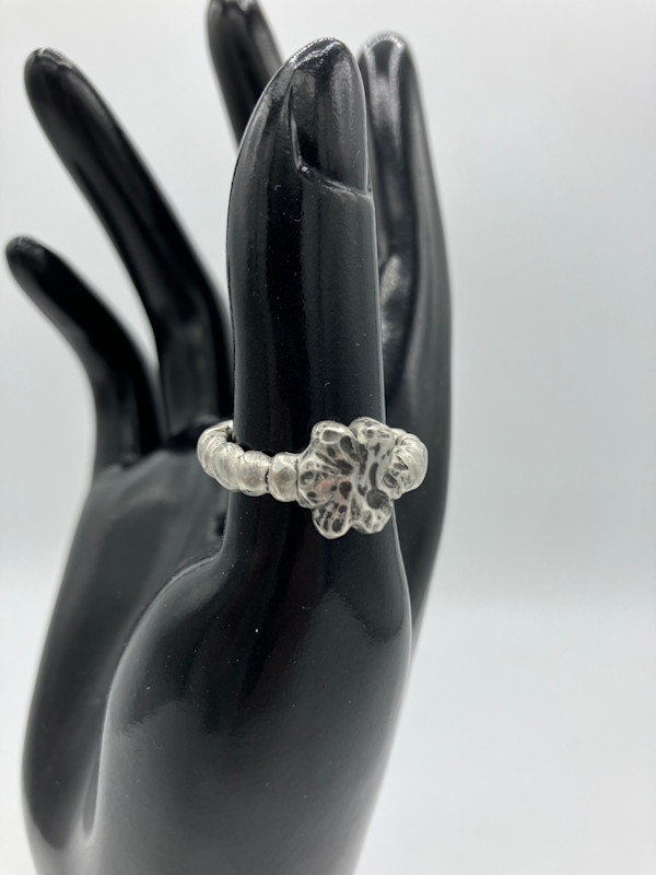 Flower Ring by Eden Handley