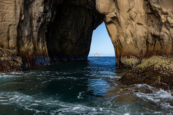 Gardner Island, Galapagos by David Whited