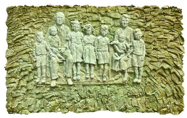 The Family by Helga Renders, Image 9.