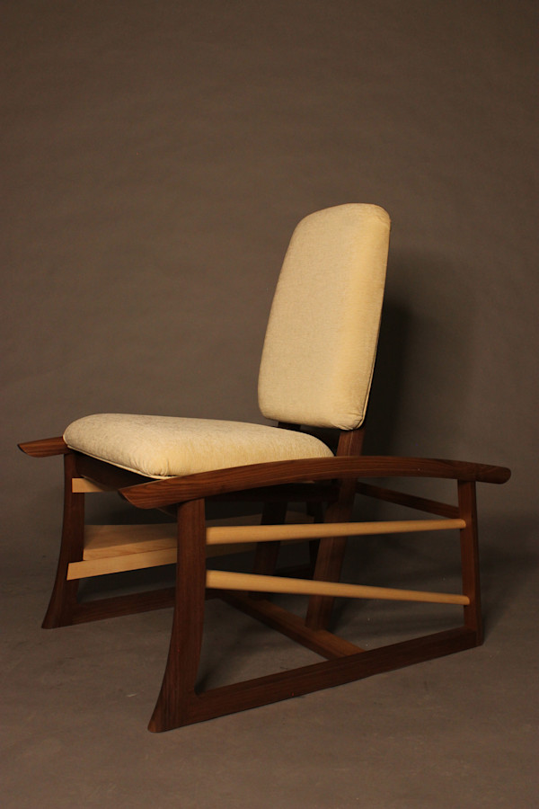 Sonoro Chair by Evan Owens