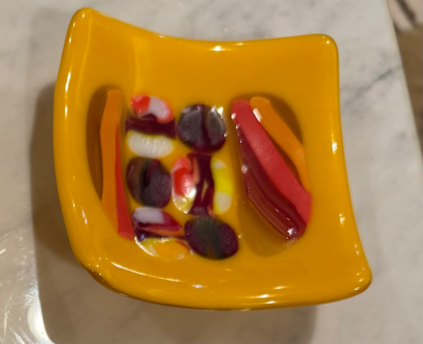 4” Marigold Sushi Dish with 7 Stones by Candice Treat Murphy, Image 4.