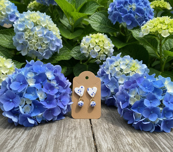 Blueware Heart Posts by Breanna Cole, Image 1.