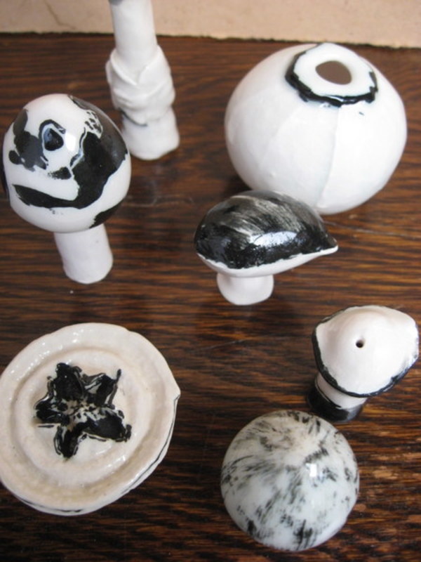 Ceramic Seeds & Pods - Lucky Dip .. (13026) by Liz McAuliffe