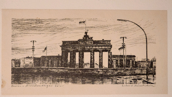 Berlin - Brandenberger Tor by Erhard Kirschstein