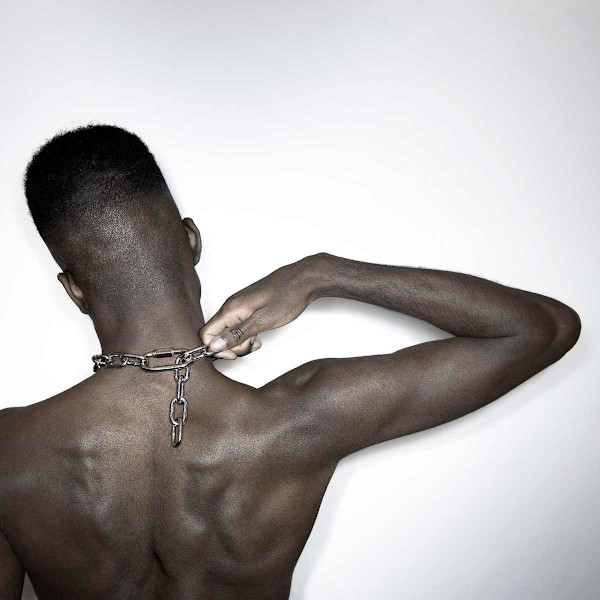 Tight by rohn meijer