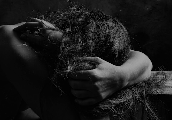 Hold me by kerenor, Image 1.