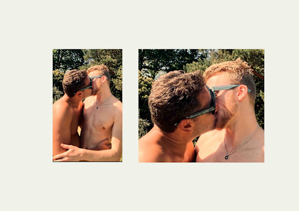 Sunglasses Lovers Kiss by KerenOr