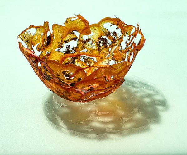 Bellpepper onion vessel by Annette Holtkamp