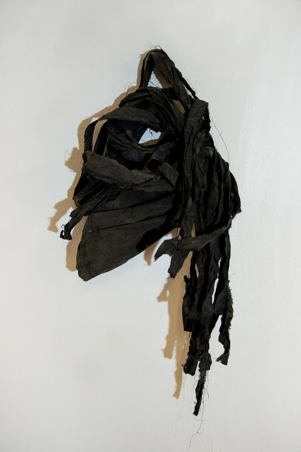 ANHAFTUNG 05 - EMOTIONSLOSE GESTALT 05 by Petronilla Hohenwarter