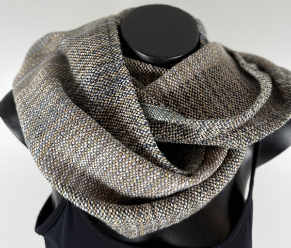 Cowl by Kjerstin Bjelland