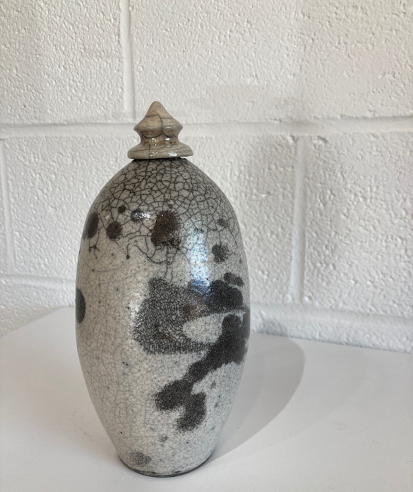 White Crackle Vessel #4, medium by Richard Foye, Image 2.