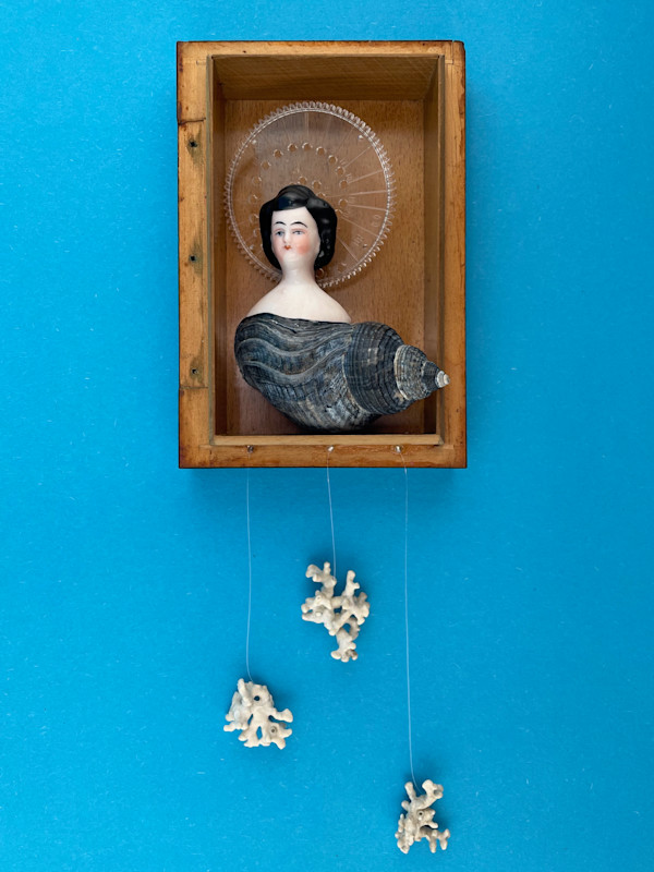 We, the women by Birte Priebe, Image 1.