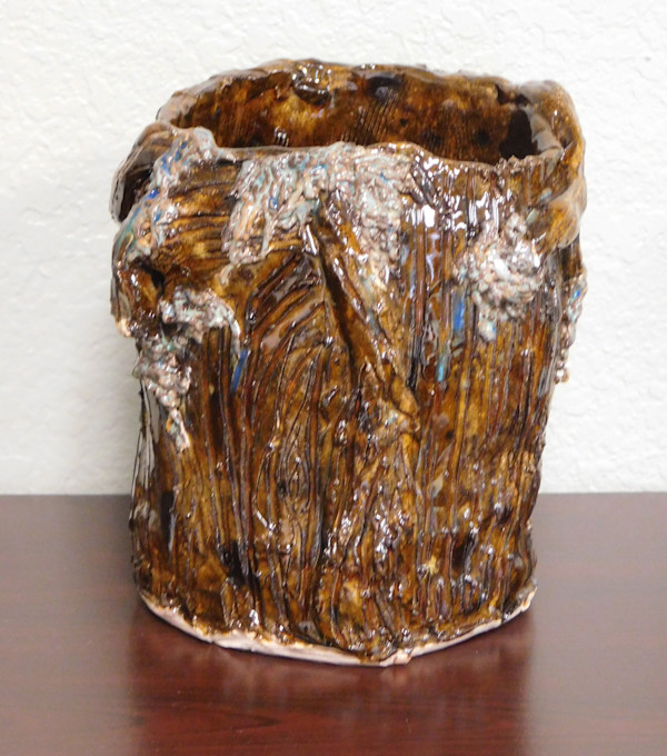 RNR #12 TREE TRUNK BOTTLE HOLDER
