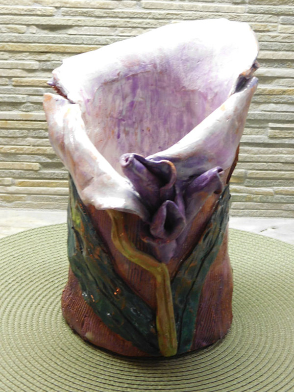 Iris Wine Holder