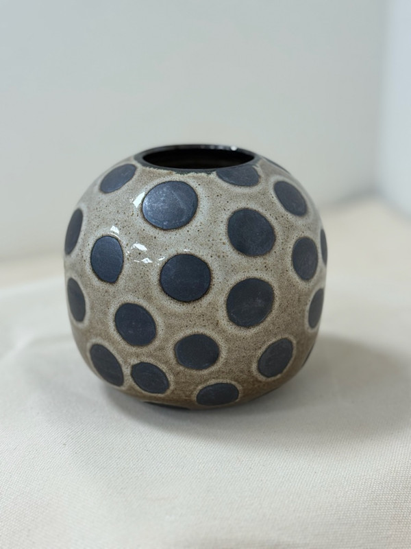 Dot (3) by Jessica Jordan, Image 1.