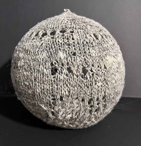 Illuminknit: December 1-5th, 2025 by Lisa Urban, Image 1.