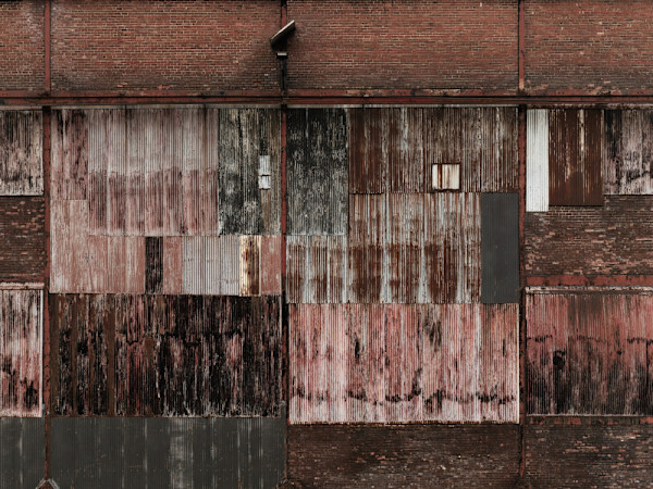 Facade by Ellen Konar & Steve Goldband