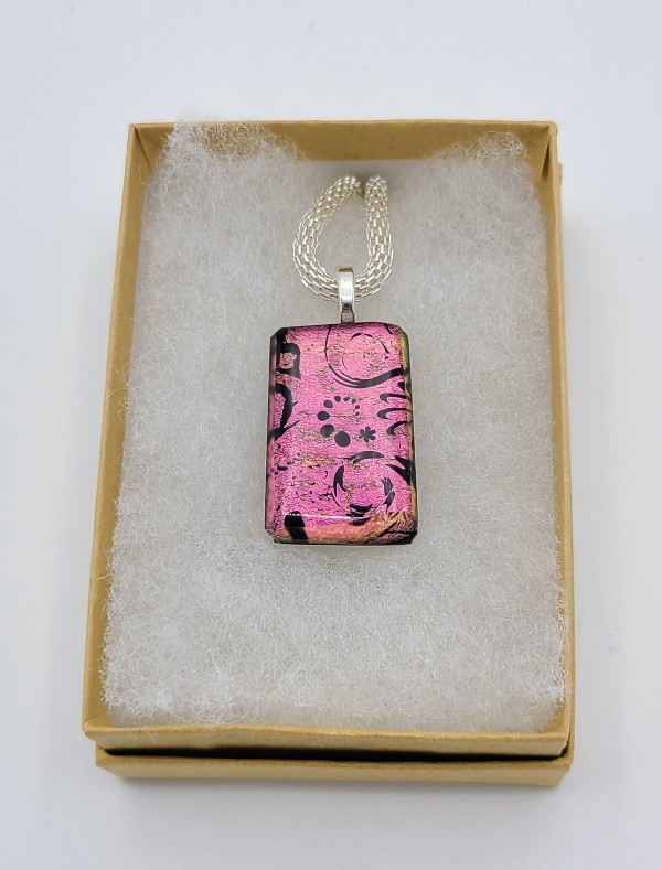 Necklace-Filigree Design on Pink Dichroic
