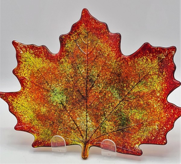 Maple Leaf Plate