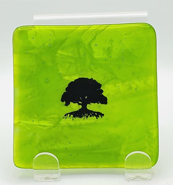Plate with Tree of Life on Green/White Streaky
