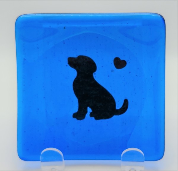 Plate with Copper Dog/Heart in Blue