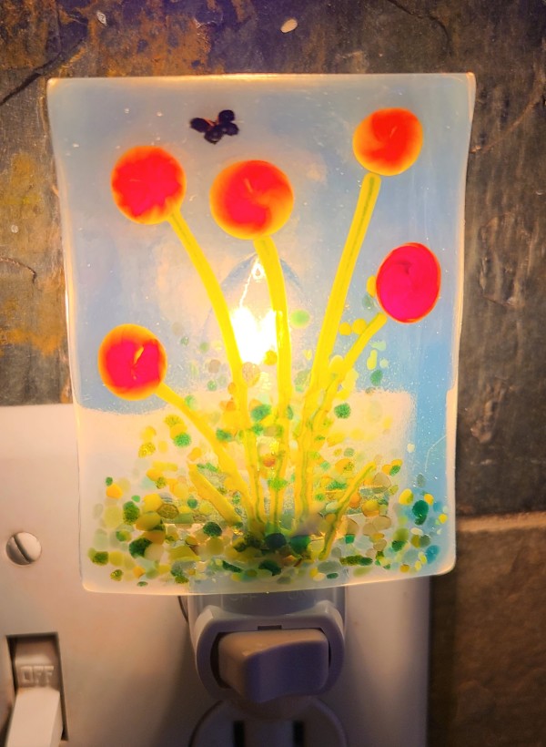 Nightlight with Yellow/Red Flowers & Butterfly