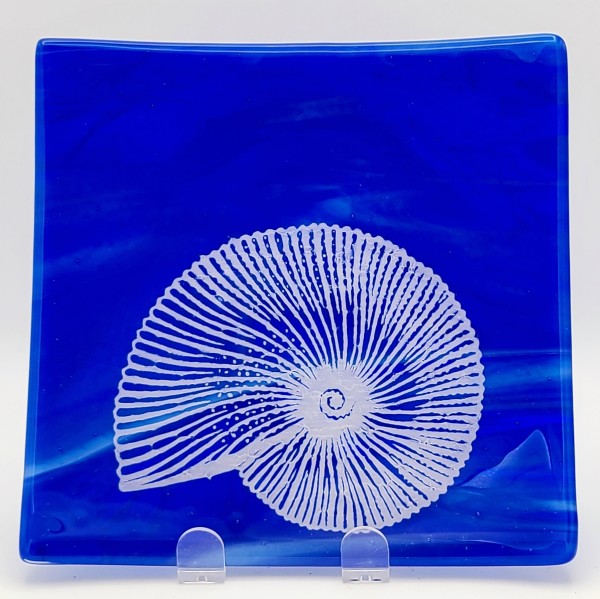 Plate with Nautilus on Blue/White Streaky