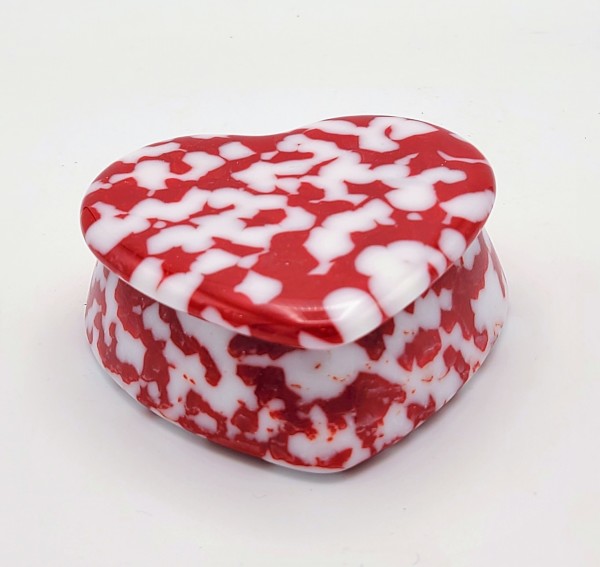 Heart Glass Box-Red/White by Kathy Kollenburn